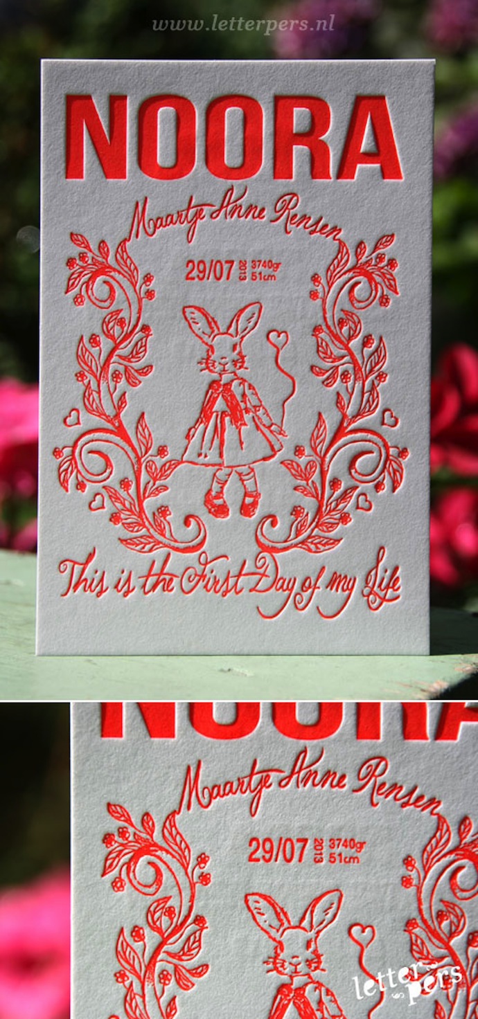 letterpers_letterpress_geboortekaartje_Noora_konijntje_bunny_tekening_fluor_rood_meisje_mooi