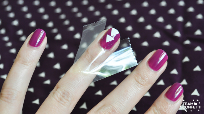 tutorial triangle nailart with tape